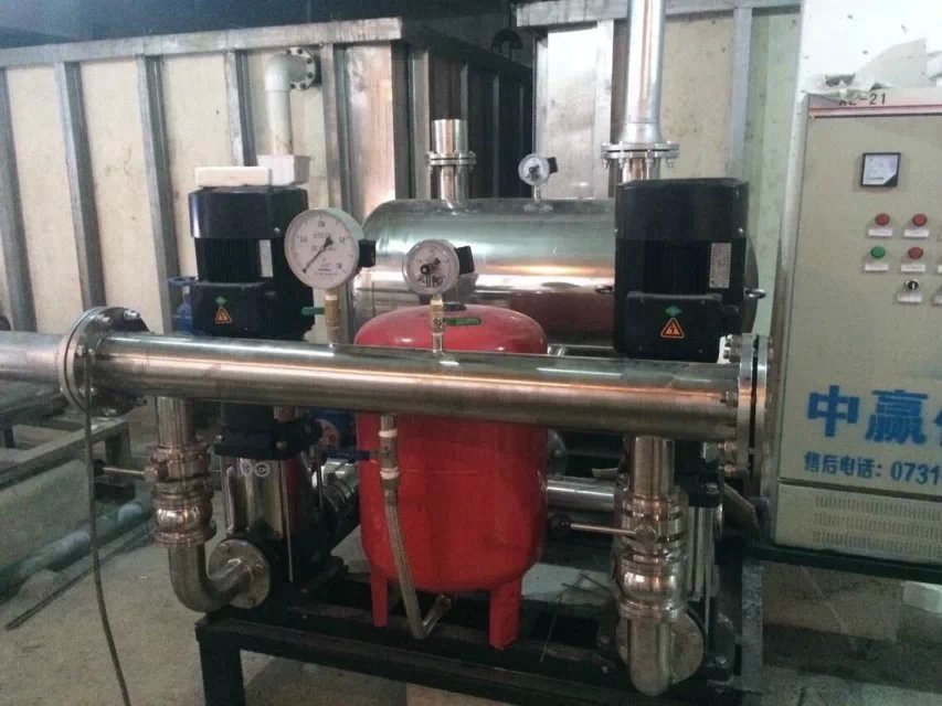 江西雄鷹房地產(chǎn)開發(fā)有限公司采購5.5KW、7.5KW兩用一備無負壓供水設(shè)備兩套